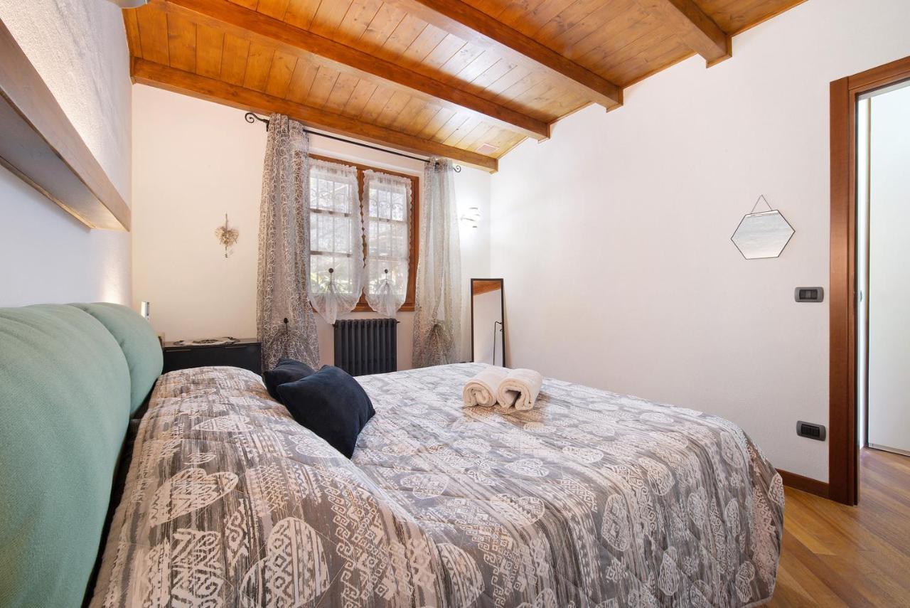 Farmhouse Of Grandfather Chek Villa Bellagio Esterno foto