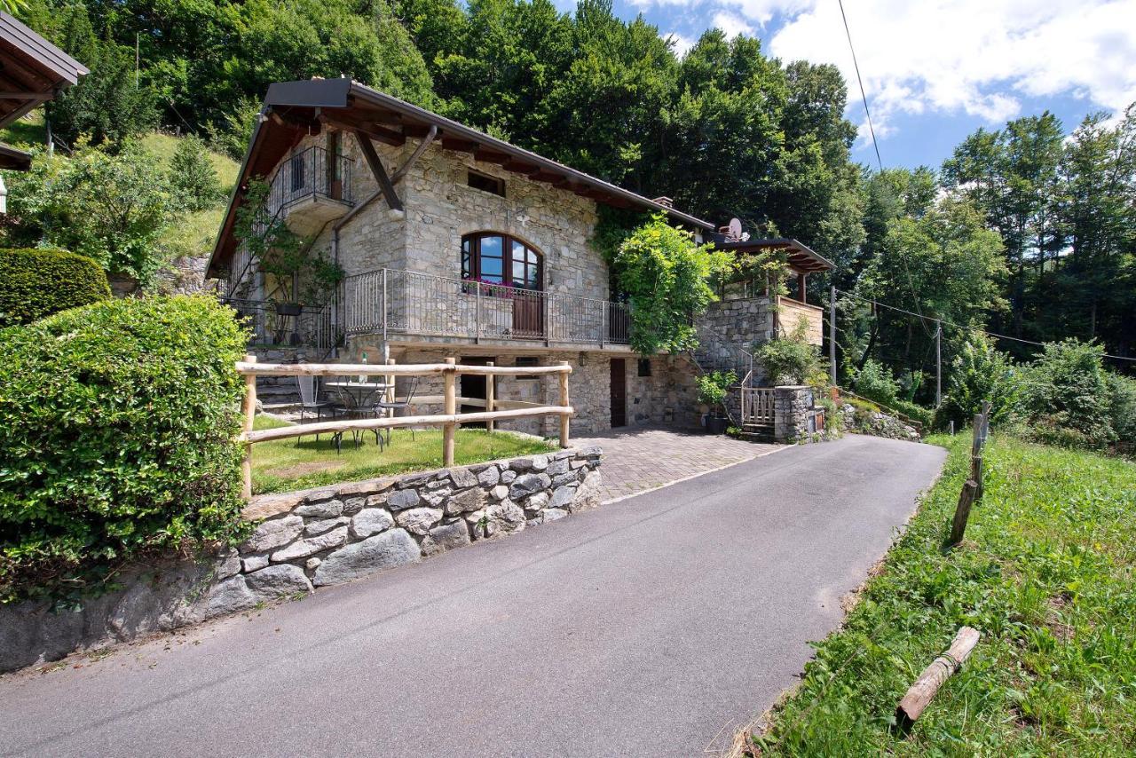 Farmhouse Of Grandfather Chek Villa Bellagio Esterno foto
