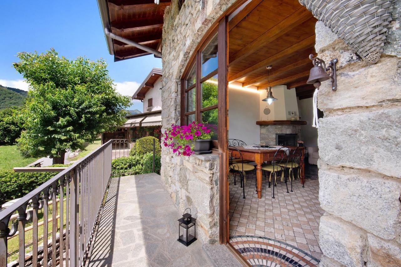 Farmhouse Of Grandfather Chek Villa Bellagio Esterno foto